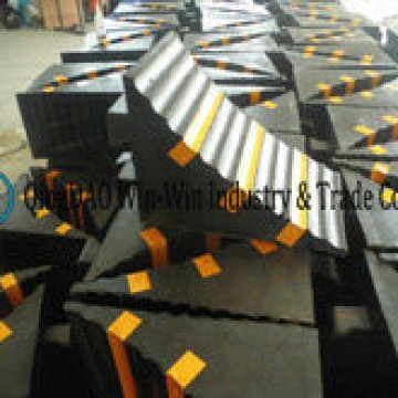 Solid Rubber Wheel Chocks for Trucks